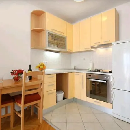 Sun Apartment